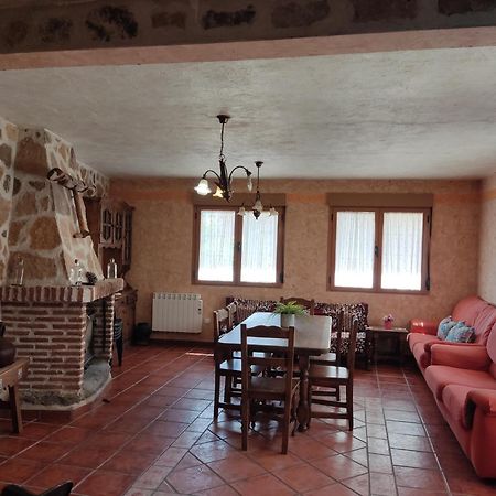 Casa Rural El Pajar Navaluenga Extérieur photo