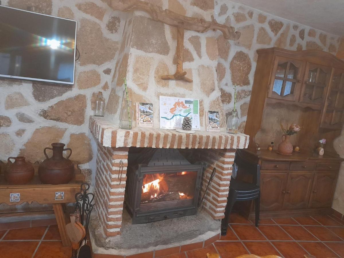 Casa Rural El Pajar Navaluenga Extérieur photo