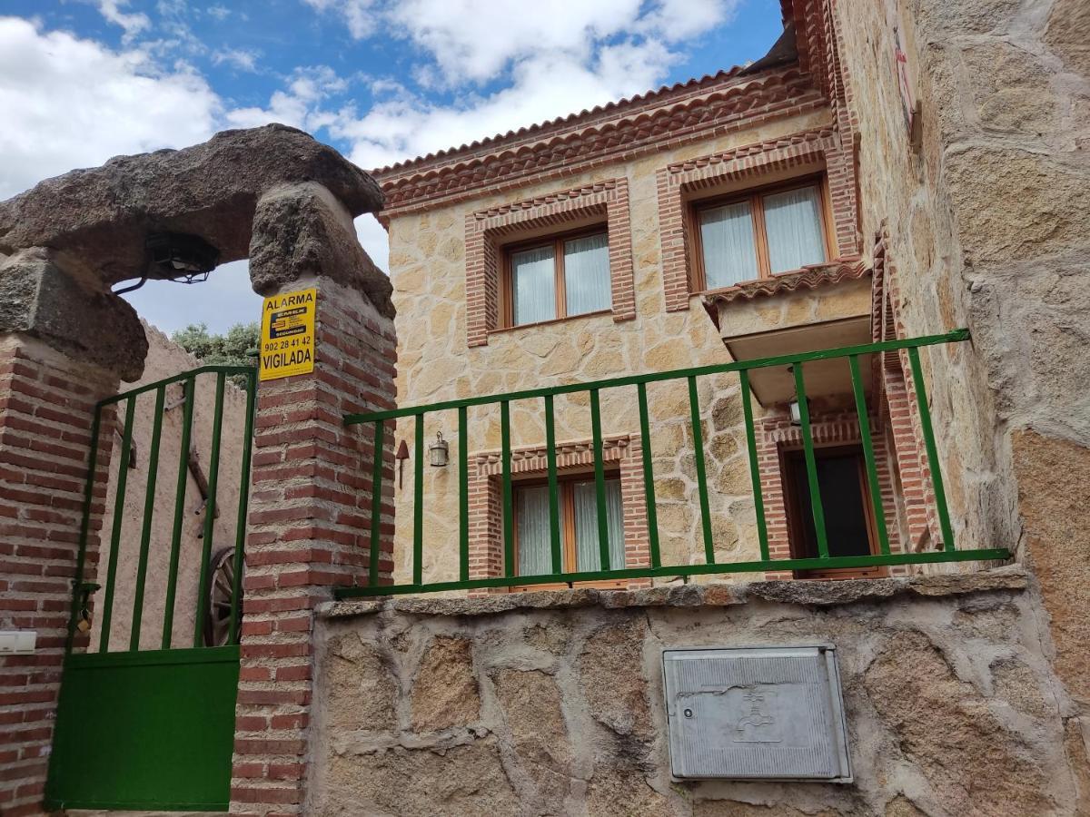Casa Rural El Pajar Navaluenga Extérieur photo